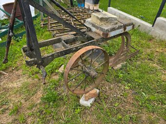 Zetor 4011 + Prúslušenstvo a Náhradné diely - SPZ - 11