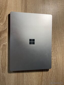 Predám Microsoft Surface Laptop Go - 11