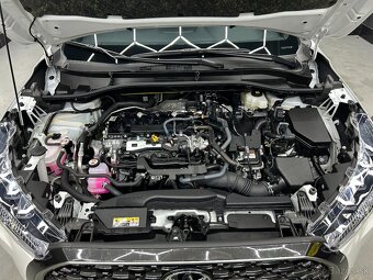 Toyota Corolla 2.0 Hybrid e-CVT Executive mozny odpocet DPH - 11