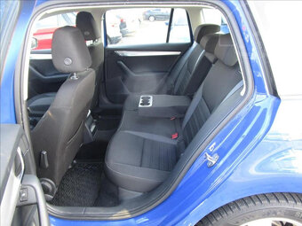 Škoda Octavia 2,0 TDI DSG,1.MAJITEL ČR - DPH - 11