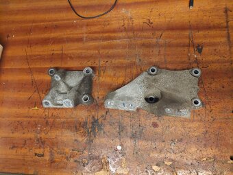 Náhradné diely pre motor 5.7 HEMI (5,7) - 11