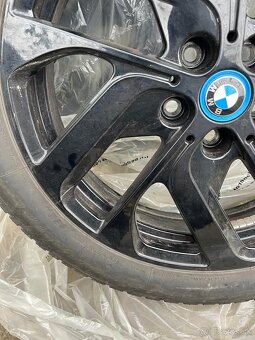 Komplet sada zimných pneumatík na originál BMW hliníkových - 11