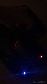 Blikajúce čižmy - 11