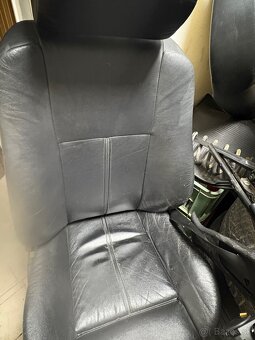 BMW E39 525i na náhradné diely - 11