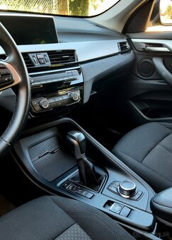 Predám  BMW X1 xDrive 30e A/T - 11