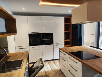 Kuchynská linka kompletné z výbavou - 11