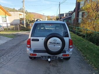 Suzuki Grand Vitara 1.6 4x4 benzín - 11