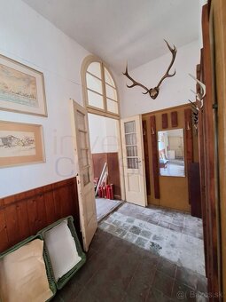 2342 NA PREDAJ MEŠTIANSKY DOM S PRÍJEMNOU ATMOSFÉROU V CENTR - 11