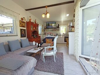 Relax alebo trvalé bývanie na unikátnom mieste na Kysuciach - 11