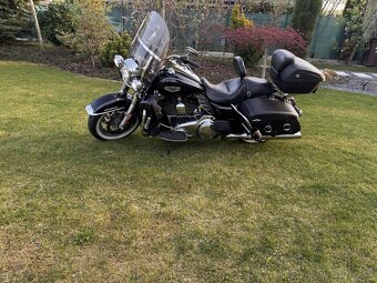 Harley-Davidson Road King Classic - 11