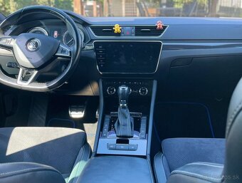 Predám Škoda Superb kombi 2,0tdi 4x4 automat - 11