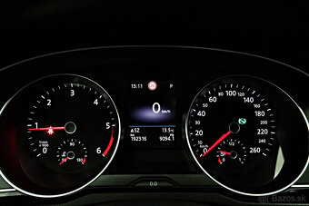Volkswagen Passat Variant 2.0 TDI DSG EVO Elegance - 11