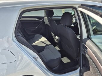 Volkswagen Golf e-Golf 85kw - 11