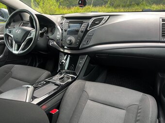 Hyundai i40 CW 1.7 CRDi 136k Style A/T - 11