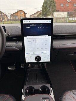 Mustang Mach-E 4x4 ER , 98 KWH , 351 koní odpočet DPH - 11