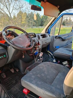 Mercedes-Benz 616CDI - 11