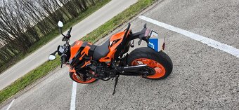 Predam  KTM Duke 890GP - 11