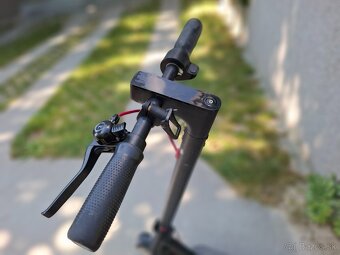 Predám nefunkčnú kolobežku SENCOR SCOOTER TWO LONG RANGE 202 - 11