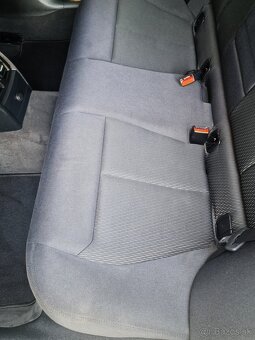 BMW Rad 3 320 xDrive AT8 135KW SR Plná servisná historia - 11