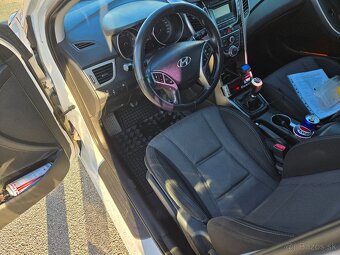 Predám Hyundai i30 - 11