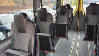 Volkswagen Crafter 2.0TDI Bus 9.miestne - 11