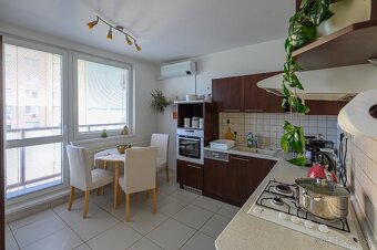 Predám 3 izbový slnečný byt v Pezinku na juhu - 11