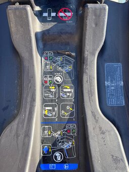 autosedačka Nuna PIPA Lite i-Size + Isofix základňa - 11