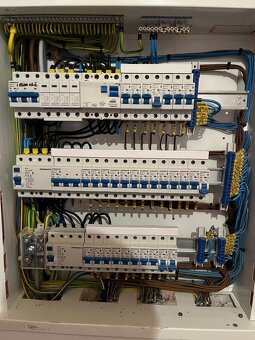 Elektrikárske práce – spoľahlivo a za rozumnú cenu - 11