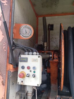 LIAZ CISTERNOVA NA VODU 8000L FABOK CAK rv.2008 - 11