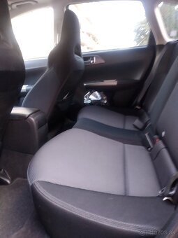 Subaru Impreza 2.0 Diesel Sport. - 11