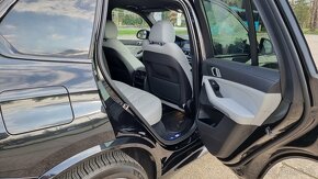 Predam BMW X5 xDrive 30d mHev A/T,210 kw,ZNIZENA CENA - 11