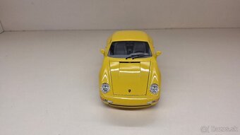 1:18 PORSCHE 911 993 COUPE - 11