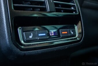 Volkswagen Passat Variant 2.0 TDI 190k BMT Highline 4motion - 11