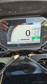 Honda Forza 750 - 11