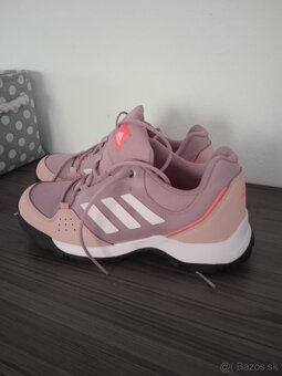 Trekingové botasky Adidas 37 - 11