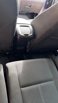 Opel Zafira 2,0 CDI 125kw 6/AT 7miest - 11