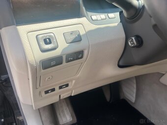 Lexus Ls460 v8 - 11