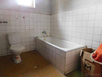 Malé Straciny - dom so záhradou - 11