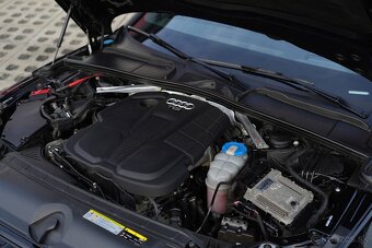 Audi A4 Avant S-line - 11