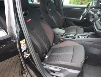 ŠKODA Octavia 4 RS iV Plug-in hybrid DSG1,4tsi 180kw - 11