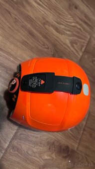 REZERVOVANÉ Detské lyže, 80cm, lyžiarky 17,5 a prilba - 11