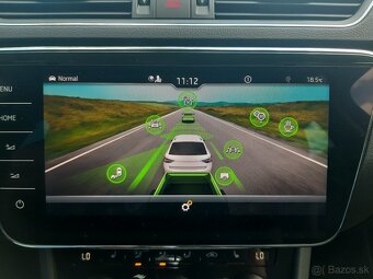 ŠKODA SUPERB COMBI 2,0 TDI DSG - 11