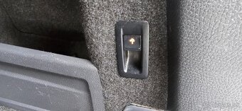 Volkswagen Passat - 3.6 FSi Combi Highline 4 Motion - 11