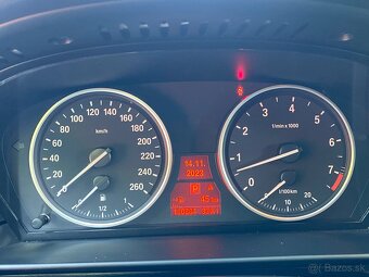 BMW E61 523i lci - 11