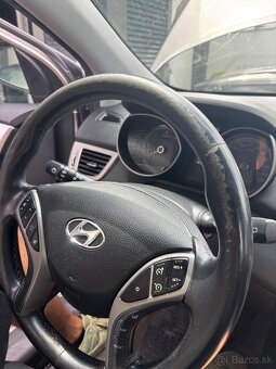 Hyundai i30 1.6 81 kW 2016 - 11