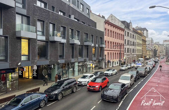 NA PREDAJ Výnimočný 2-izbový byt v Starom Meste - 11