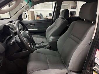 Toyota HIlux 3.0 1.majiteľ - 11