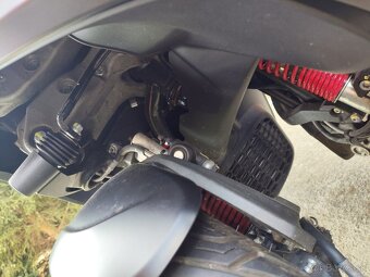 Predám Piaggio MP3 300 HPE sport, ročník 2022 - 11