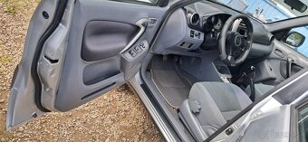 Rav 4 2.0 benzin 110 kw 4x4 bez korozie z Francuzska - 11