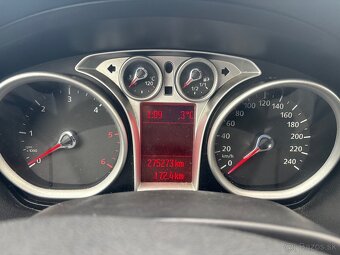 Ford Focus Kombi 1.6 tdci 80 kw Ghia - 11